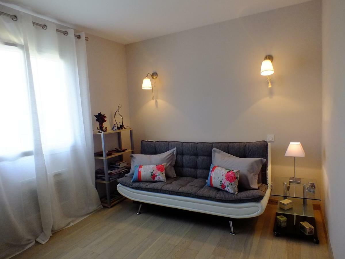 Villa La Maison sous l'olivier à Morieres-les-Avignon Extérieur photo